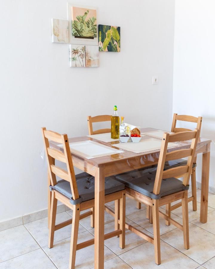Lovely Sea View Apartment At The Heart Of The Town إرابيترا المظهر الخارجي الصورة